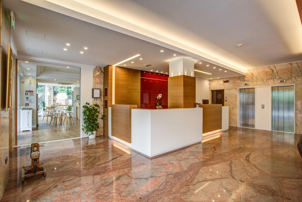 Hotel Concord Riccione Exteriör bild