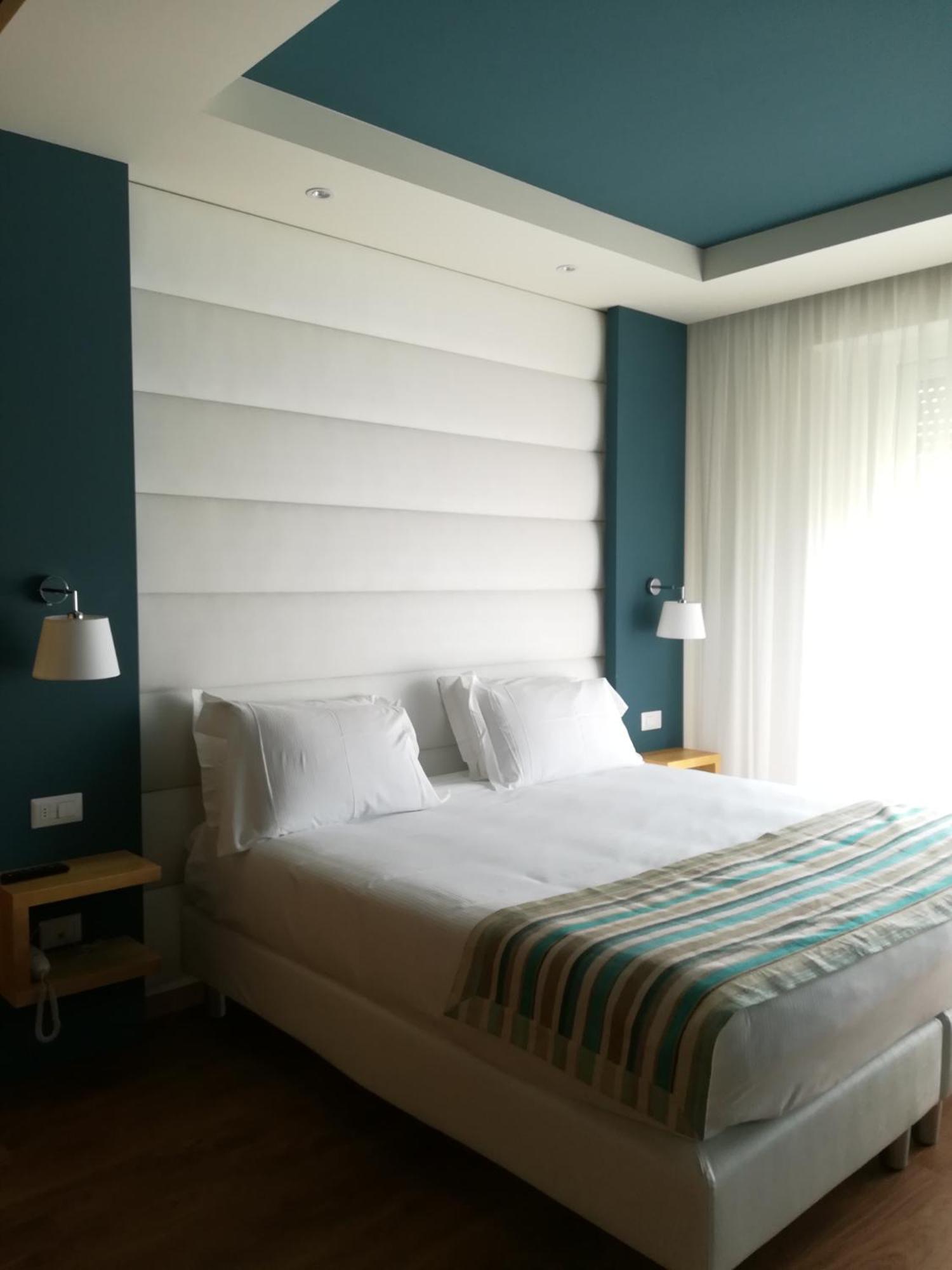 Hotel Concord Riccione Exteriör bild